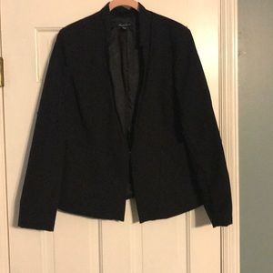 Kenneth Cole black blazer. 1x.